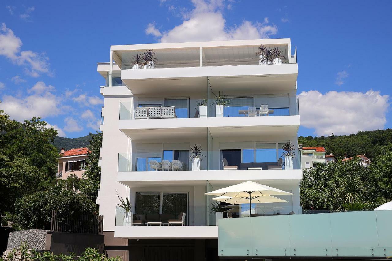 Designed Apartment With Swimming Pool Near The Beach Opatija Eksteriør billede